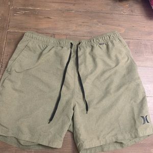 Men’s Size XL green Hurley shorts